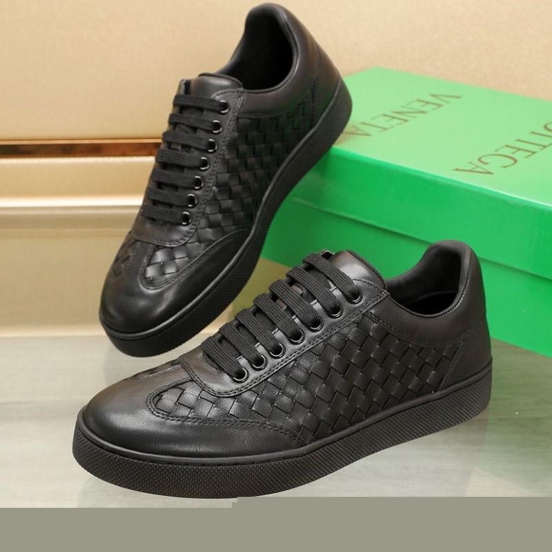 bo*te*ga Ve*ne*ta casual shoes